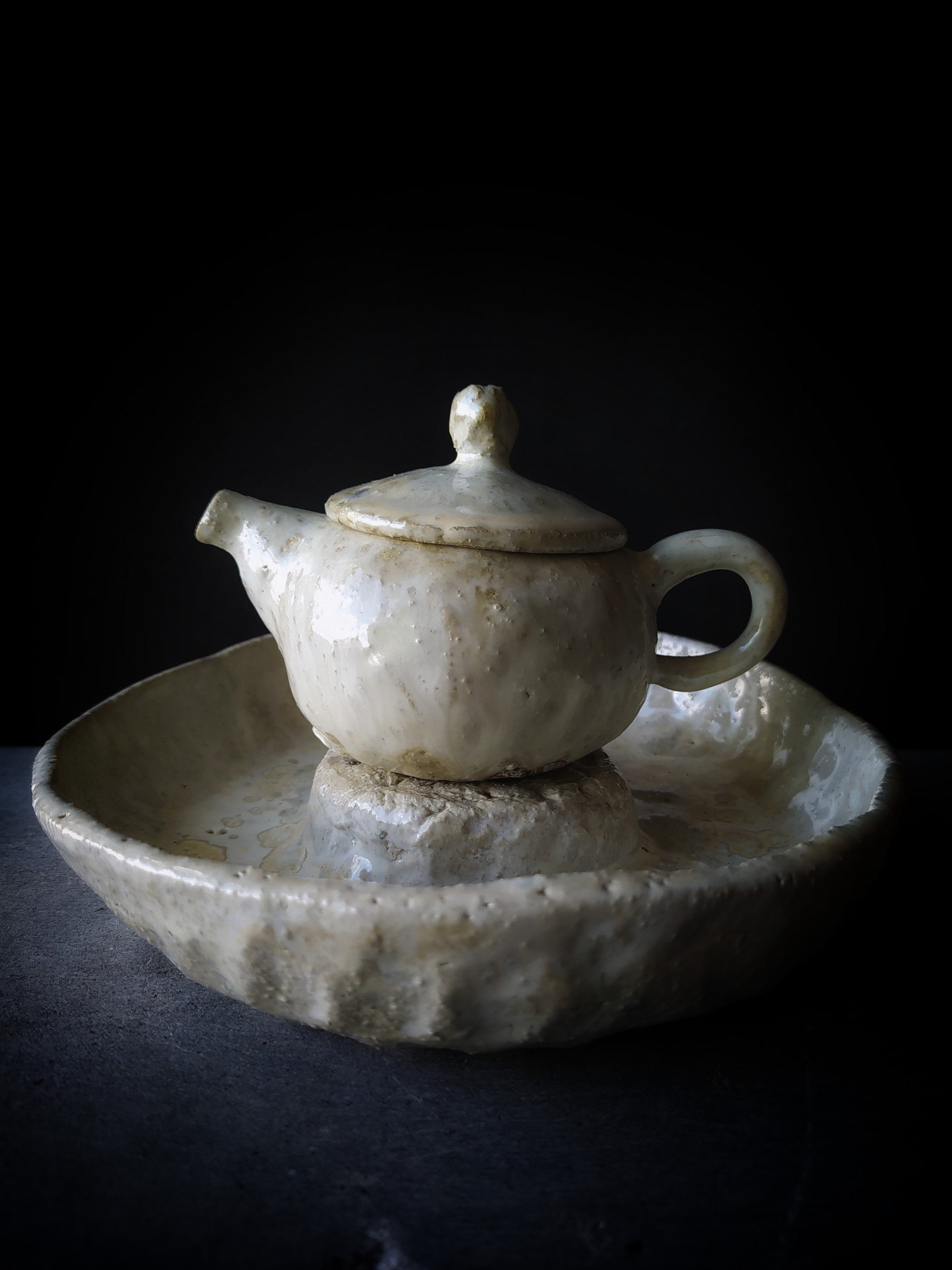 Anton Filonov white GongFu Tea Set - side