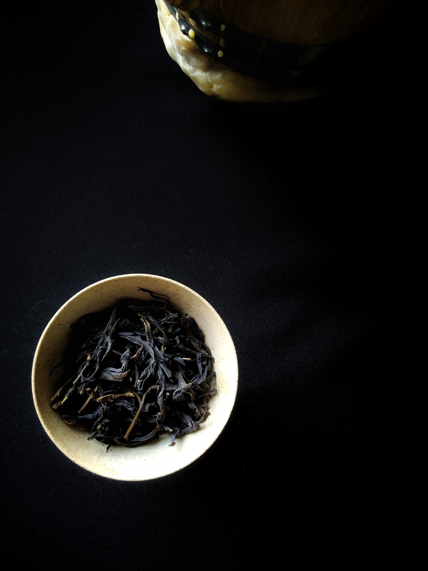 Gingerberry sherry barrel-aged dacong oolong - leaves