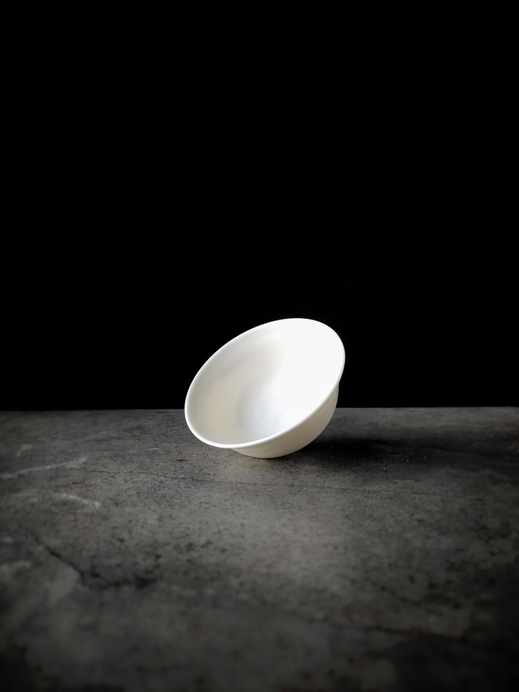 Manon Clouzeau small porcelain bowl 1.2