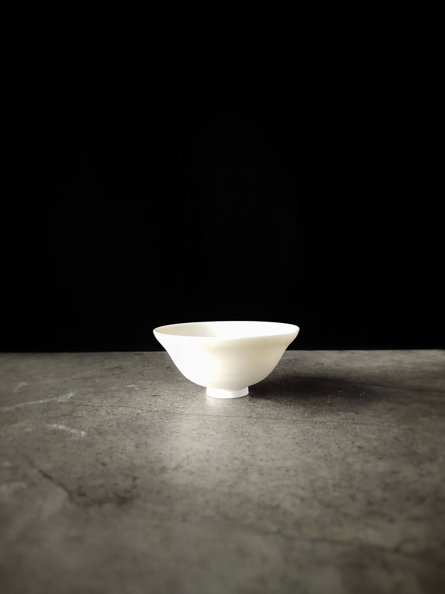 Manon Clouzeau small porcelain bowl 4.1