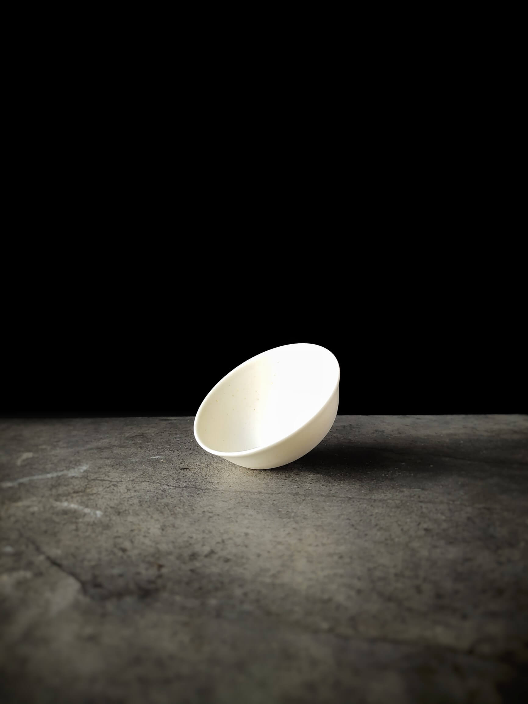 Manon Clouzeau small porcelain bowl 5.3